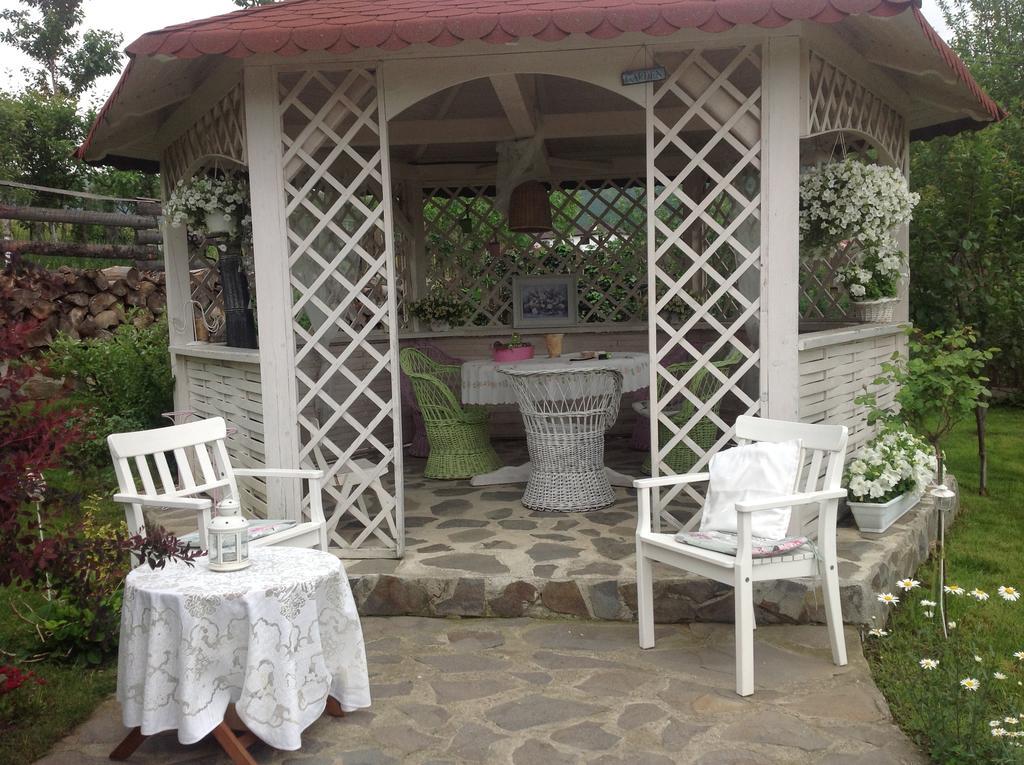 Pensiunea Romantic Sadu Ngoại thất bức ảnh